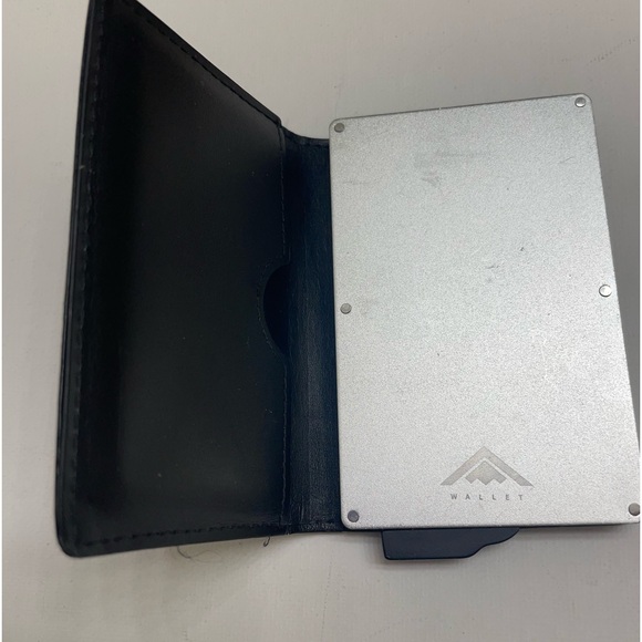 STEALTH Wallet | Aluminium RFID Blocking Card Holder Ejector Pop Up Wallet - Picture 2 of 7